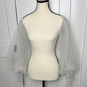 Bridal wedding dress pearl accent detachable puff sleeves with bow accent Bride